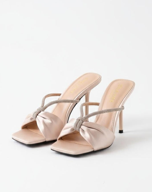 Infused Cream Heel